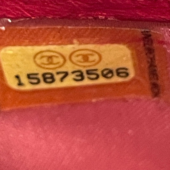 Chanel embossed long wallet - Picture 10 of 10